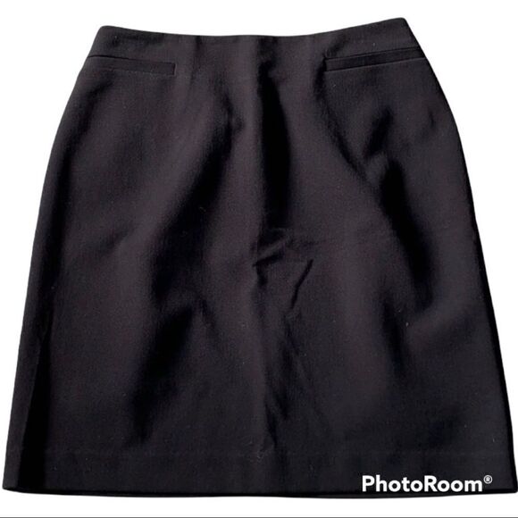 🌼🌼The Limited black skirt 2🌼🌼 - Picture 1 of 4